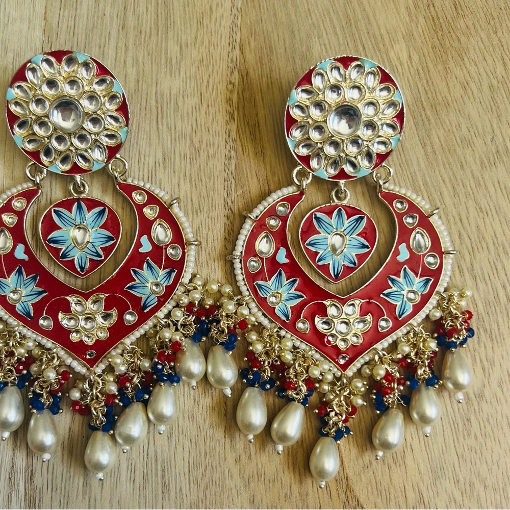 NEW Elegant Red and Gold Tone Floral Indian Earrings✨ - Picture 7 of 7